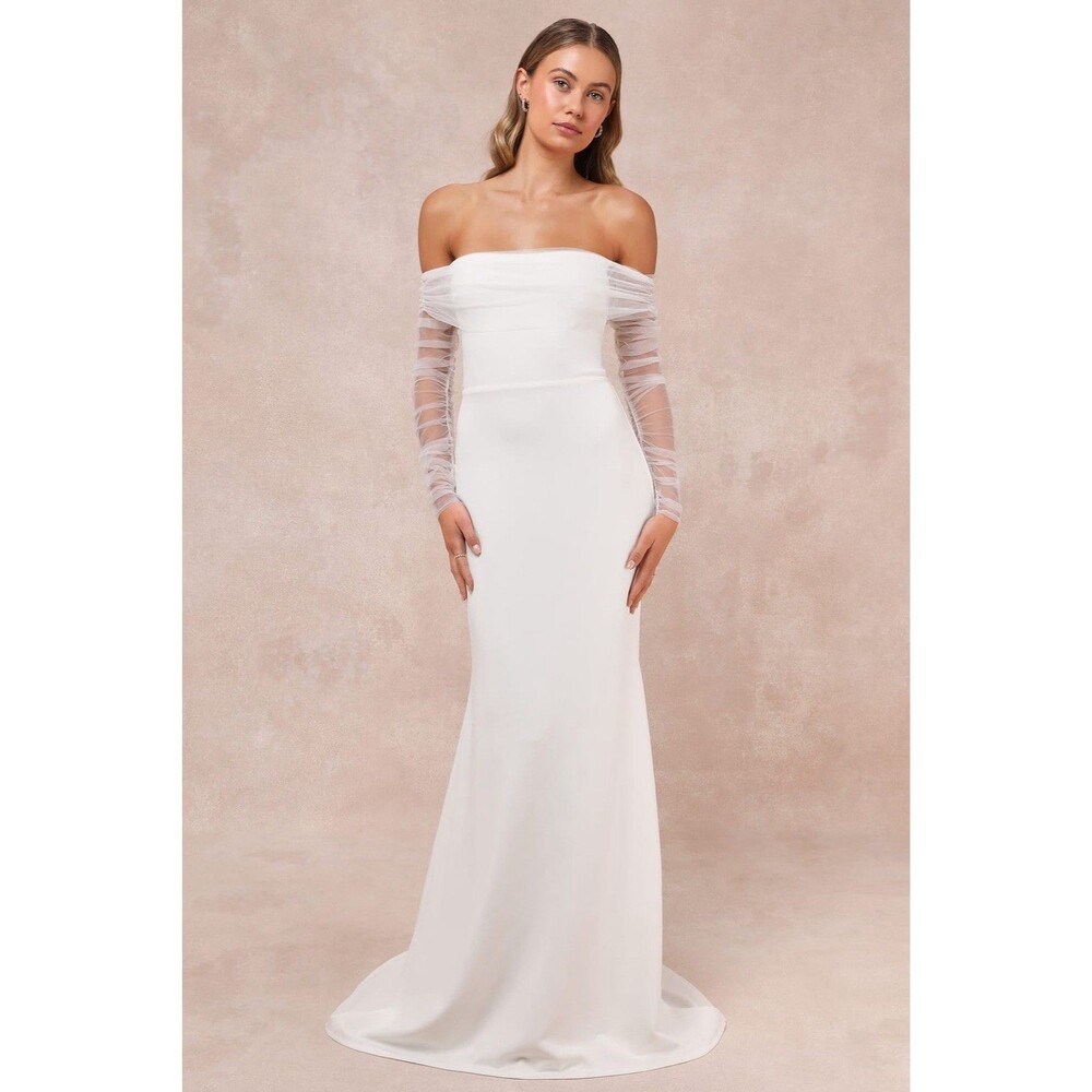 Lulus Beautifully Beloved Dress White Off the Shoulder Wedding Size‎ M NWOT